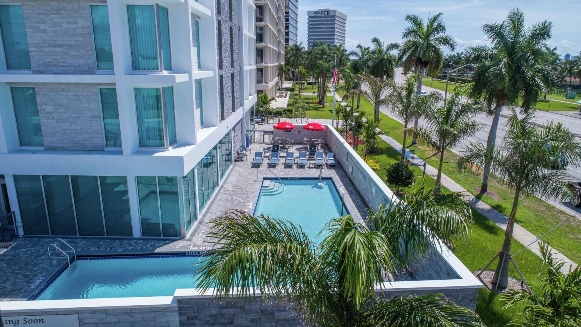 Hilton Garden Inn West Palm Beach I95 Outlets Eksteriør billede