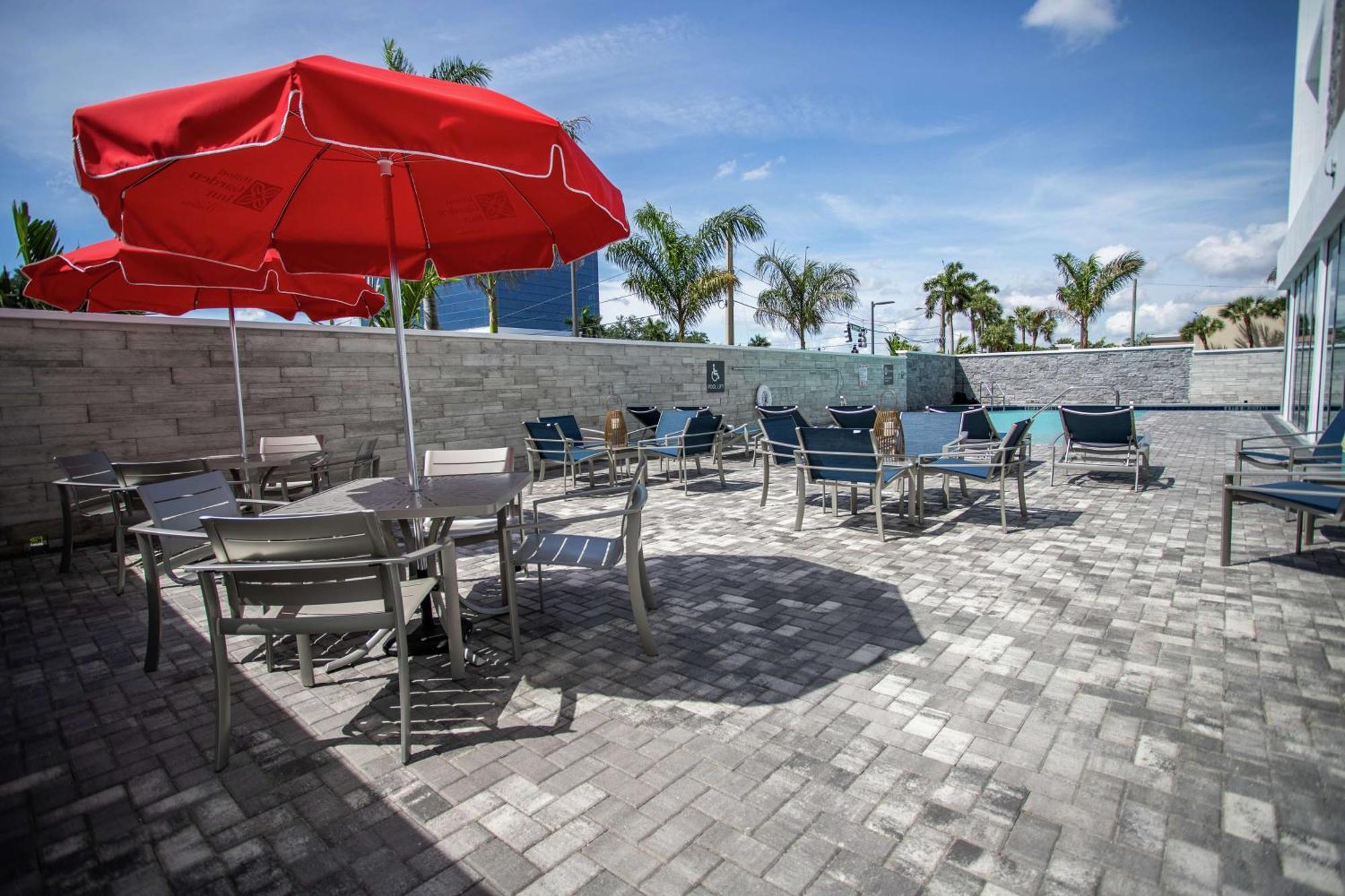 Hilton Garden Inn West Palm Beach I95 Outlets Eksteriør billede